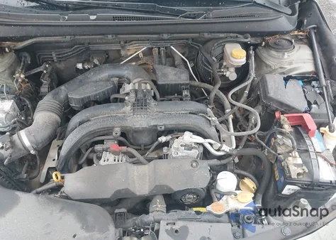 2016 Subaru Outback 2.5I Premium z USA, uszkodzony, nr VIN 4S4BSADC9G3254713